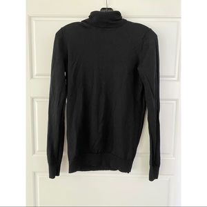 Uniqlo Extra Fine Merino Wool Turtleneck Sweater